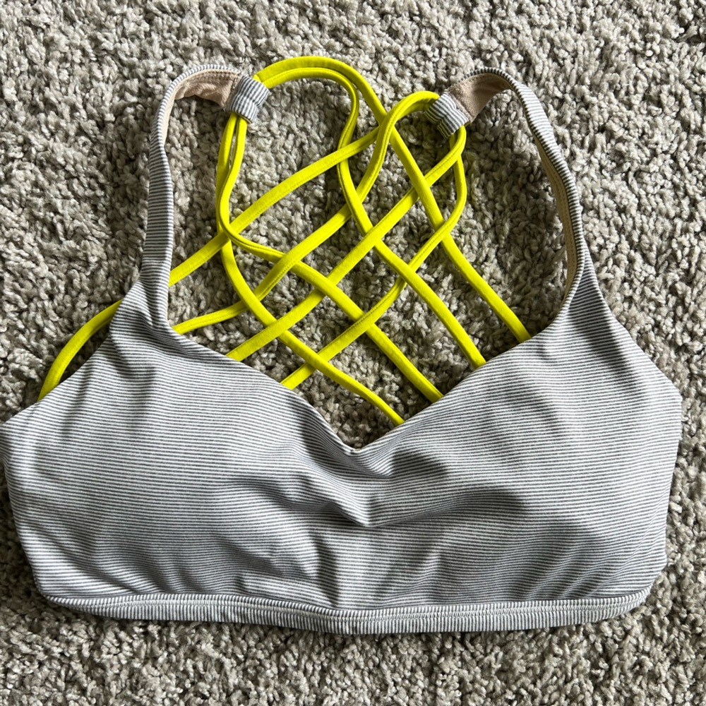 Lululemon Free to Be Wild Bra Tonka Stripe Heathered Grey Antidote Size 6
